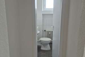 Schöne 3,5 Zimmer in zentraler Lage – Schreckerstr. 9, 47166 Alt-Hamborn, Duisburg – Vorschaubild 2