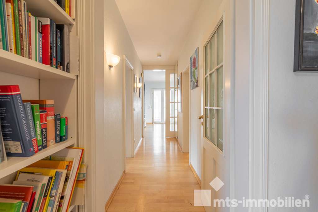 MTS-IMMOBILIEN: Kronberg - Gartenwohnung im Herzen von Kronberg