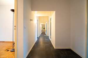 Schöner Ausblick vom Südost-Balkon - 2,5-Zimmer-Wohnung in ruhiger Lage und mit Stellplatz – Die vollständige Adresse der Immobilie erhältst du vom Anbieter., 13349 Wedding, Berlin – Vorschaubild 10