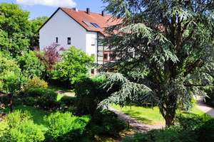 Schöne 2-Zimmer-Wohnung im Alt-Perlach direkt von Eigentümer – Die vollständige Adresse der Immobilie erhältst du vom Anbieter., 81737 Altperlach, München – Vorschaubild 1