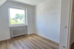 Gut und Günstig Wohnen: 2 Zimmer, Küche, Bad