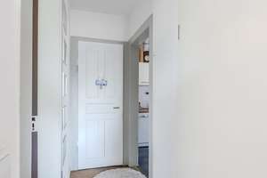 Altbaucharme trifft Werthaltigkeit – 3-Zimmer-Wohnung in zentraler Lage – Die vollständige Adresse der Immobilie erhältst du vom Anbieter., 70435 Zuffenhausen-Frauensteg, Stuttgart – Vorschaubild 4