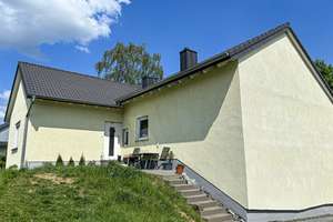Umfangreich saniertes Einfamilienhaus mit Einliegerwohnung in zentraler Lage! – Die vollständige Adresse der Immobilie erhältst du vom Anbieter., 57587 Birken-Honigsessen – Vorschaubild 8