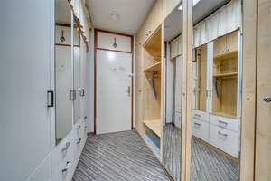 Property thumbnail 11