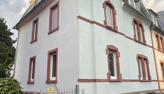 Bild von Modernisiertes Dreifamilienhaus in Frankfurt am Main Eckenheim in ruhiger Lage  und U-Bahn Nähe
