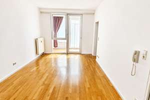 AIGNER - Attraktive 2,5-Zimmer-Erdgeschosswohnung in ruhiger Innenhoflage zur Kapitalanlage