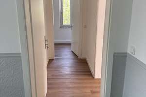 Schöne Dachgeschoß Wohnung in Bo-Ehrenfeld, Nähe Wiesental