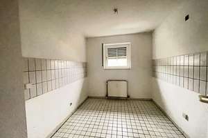 ---Gepflegte 3,5 Zi.Whg. mit Balkon in der Nordstadt-- – Anshelmstr 15, 75177 Nordstadt, Pforzheim – Vorschaubild 3
