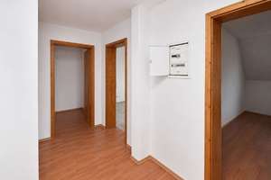 3-Zimmer-Wohnung mit separater Küche, Badewanne, Laminat – Froser Straße 1, 39106 Alte Neustadt, Magdeburg – Vorschaubild 7