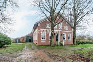 Traumhafte Deichlage für Pferdefreunde: Gehobenes Bauernhaus mit Reithalle, Stallboxen und Hallenbad – Leer (Kreis) – Vorschaubild 1