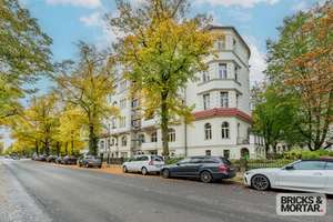Vermietete Dachgeschosswohnung mit Balkon & Aufzug – herrschaftlicher Altbau in Grunewald – Die vollständige Adresse der Immobilie erhältst du vom Anbieter., 14193 Schmargendorf, Berlin – Vorschaubild 9