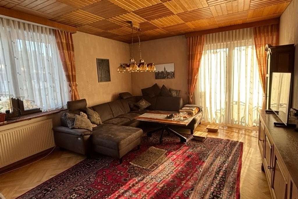 Immobilie in Alfeld - Großzügiges Wohnhaus mit vielen Möglichkeiten in Alfeld - Bild 1