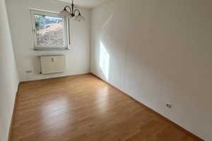 Stilvolle 3-Zimmer-Wohnung mit Einbauküche und gehobener Innenausstattung mit EBK in Wuppertal – Tütersburg 51a, 42277 Wuppertal – Vorschaubild 4