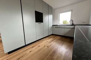 Ihr Platz an der Sonne – DHH mit Südausrichtung, Garage & Terrasse inkl.|Einzug 09/2026 – Die vollständige Adresse der Immobilie erhältst du vom Anbieter., 83052 Bruckmühl – Vorschaubild 5