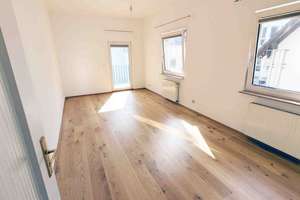 Helle gepflegte provisionsfreie 1-Zimmer-Wohnung für ruhige/n Einzelmieter/in Nähe Mediapark