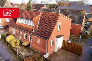 Einzigartiges Grundstück mit charmanten Einfamilienhaus in Wybelsum – Emden – Vorschaubild 1