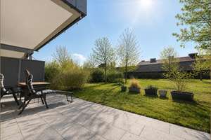 Licht, Ruhe, Lage – Stilvolle 2-Zimmer-Wohnung mit Terrasse in begehrtem Bogenhausen. – Hochstiftsweg 23, 81925 Oberföhring, München – Vorschaubild 4