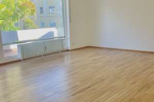 Toprenovierte, großzügig geschnittene, helle 4-Zi.- Whg. mit zwei Balkonen, Provisionsfrei! – Die vollständige Adresse der Immobilie erhältst du vom Anbieter., 80689 St. Ulrich, München – Vorschaubild 3