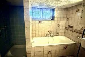 Solide Doppelhaushälfte mit 2 Wohneinheiten, Garage & Garten, Wintergarten sowie neue Heizung – Hohestrasse 61, 41179 Rheindahlen-Mitte, Mönchengladbach – Vorschaubild 23