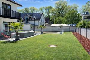Luxuriöses und modernes Haus mit Pool, Privatstraße & Vollmöblierung - 430m² Innenfläche – Die vollständige Adresse der Immobilie erhältst du vom Anbieter., 80995 Ludwigsfeld, München – Vorschaubild 2