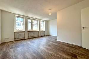 E & Co. - Neu renoviertes, freies Apartment in der Maxvorstadt