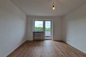 Einziehen und Wohlfühlen! Geschmackvolle 2-Zimmer-Wohnung in Kley! – Echeloh 33, 44149 Dortmund – Vorschaubild 1