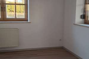 Großzügiges Einfamilienhaus mit Garage und Garten in Hengersberg – Bergmüllerstraße 12, 94491 Hengersberg – Vorschaubild 9