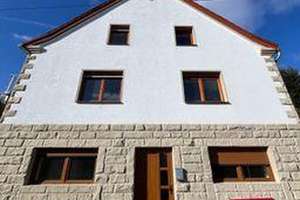 Dachgeschosswohnung mit Balkon und neu saniertem Badezimmer – Auf der Adt 10, 66130 Brebach-Fechingen, Saarbrücken – Vorschaubild 5
