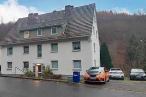 Solide Kapitalanlage - Mehrfamilienhaus mit 6 Wohneinheiten - komplett vermietet  – Altenkirchen (Westerwald) (Kreis) – Vorschaubild 2