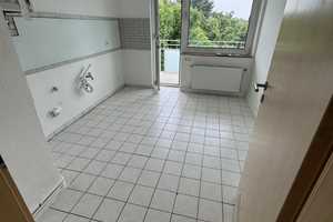 Tolle 2-Zimmerwohnung mit Balkon in Nippes zum Kauf! - Unvermietet!   – Florastr. 182, 50733 Köln – Vorschaubild 2