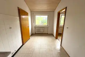 Unmittelbar am Nürburgring: Mehrfamilienwohnhaus mit Potential – Ahrweiler (Kreis) – Vorschaubild 33