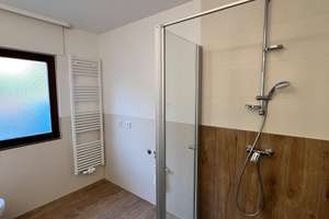 **Großzügiges renoviertes Einfamilienwohnhaus mit schönem Fernblick in attraktiver Wohnlage** – Die vollständige Adresse der Immobilie erhältst du vom Anbieter., 63571 Gelnhausen – Vorschaubild 9
