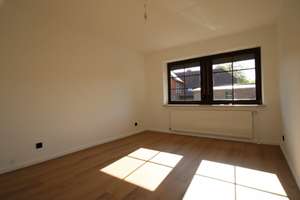 MODERNE 3-ZIMMER-WOHNUNG MIT BALKON & EINZIGARTIGEM FACHWERK-CHARME IN WOLFSBURG-EHMEN – Die vollständige Adresse der Immobilie erhältst du vom Anbieter., 38442 Ehmen, Wolfsburg – Vorschaubild 4
