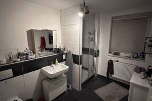 Charmantes Eckreihenhaus mit sonnigem Garten & Stellplatz in Duisburg-Wehofen  – Kirchwiesenweg 40a, 47179 Wehofen, Duisburg – Vorschaubild 16