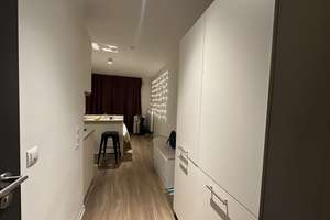 Untermiete bis 30.09.2026: Helles Wohnheimzimmer in Altstadtlage – Habsburgerstraße 132, 79104 Neuburg, Freiburg im Breisgau – Vorschaubild 4