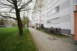 Vollmöbliertes und neu renoviertes Apartment in M.-Solln - sofort bezugsfertig! – München – Vorschaubild 7