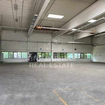 Verfügbare Lager- und Produktionsflächen zu vermieten