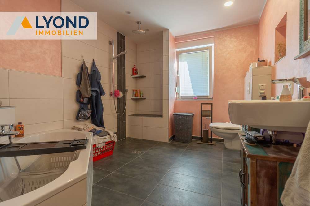 Immobilie in Gemünden - Großzügige Doppelhaushälfte in ruhiger Lage – ideal für Familien und Tierliebhaber! - Bild 10