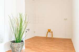 4-Raum-Wohnung mit Balkon und den Spielplatz im Wohnumfeld – Paul-Bertz-Str. 99, 9120 Helbersdorf, Chemnitz – Vorschaubild 2
