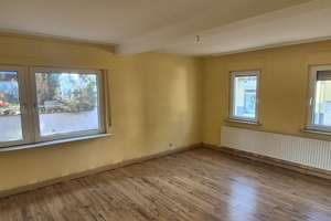 Einfamilienhaus mit Einliegerwohnung – Die vollständige Adresse der Immobilie erhältst du vom Anbieter., 61184 Karben – Vorschaubild 5