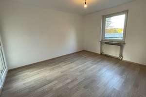 Großzügige 4-Zi. Wohnung mit Balkon in Nürnberg - Langwasser / Wohnung kaufen – Die vollständige Adresse der Immobilie erhältst du vom Anbieter., 90473 Langwasser Südost, Nürnberg – Vorschaubild 5