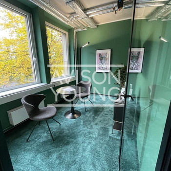 Zeitlose Eleganz trifft auf modernes Arbeiten – Ihr Büro im YORCKS Campus