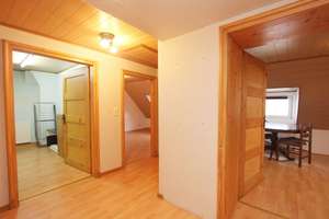 Gemütliche 2-3 ZKB Dachgeschosswohnung mit Fernblick nähe Klinikum – Ihringshäuser Straße 93, 34125 Fasanenhof, Kassel – Vorschaubild 11