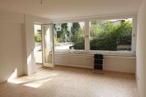 Sonnige 3 Zi-Whg. mit Süd-Balkon, Parkett, hochwertige Renovierung