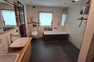 Großzügiges Bungalow-Wohnen mit Garten, gehobener Ausstattung und optionalem Zusatzbereich – Die vollständige Adresse der Immobilie erhältst du vom Anbieter., 91486 Uehlfeld – Vorschaubild 9