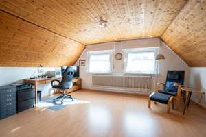 Charmantes Einfamilienhaus in zentraler Lage von Aurich – Die vollständige Adresse der Immobilie erhältst du vom Anbieter., 26603 Aurich – Vorschaubild 14