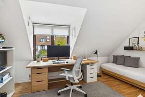 Ein Zuhause zum Wohlfühlen – familienfreundliches Split-Level-Haus mit Garten, Garage & Stellplatz – Die vollständige Adresse der Immobilie erhältst du vom Anbieter., 70439 Stammheim-Süd, Stuttgart – Vorschaubild 14