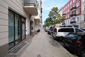 "Freie, unsanierte Altbauwohnung mit abgezogenen Dielen am Rudolph-Wilde-Park in Schöneberg" – Koburger Straße 14, 10825 Schöneberg, Berlin – Vorschaubild 4