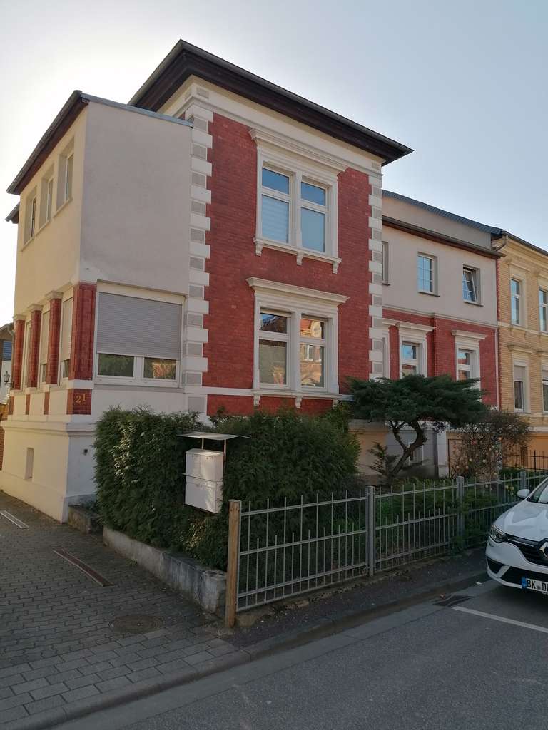 Immobilie in Haldensleben - Großzügiges Haus mit 10 Zimmern und Garage in Haldensleben - Bild 3