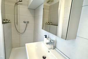 Erstbezug 2 Zimmer vollmöbliert neu helle WG für Mädchen Studenten sicheres Umfeld – Höglwörther Straße 374, 81379 Obersendling, München – Vorschaubild 14